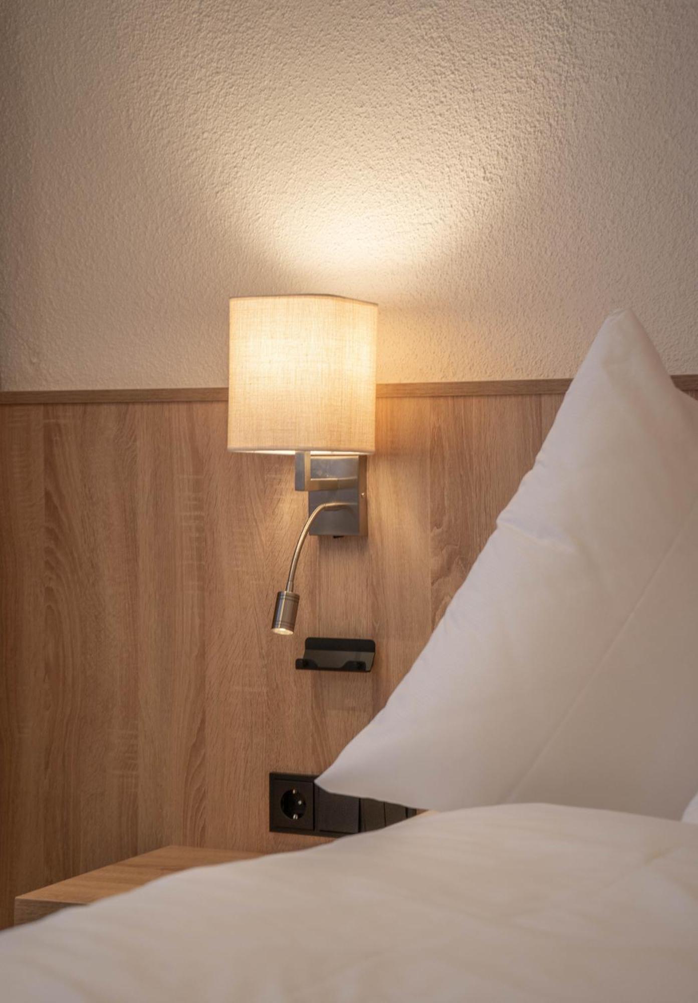 Hotel Karl Schranz 장크트안톤암아를베르크 외부 사진