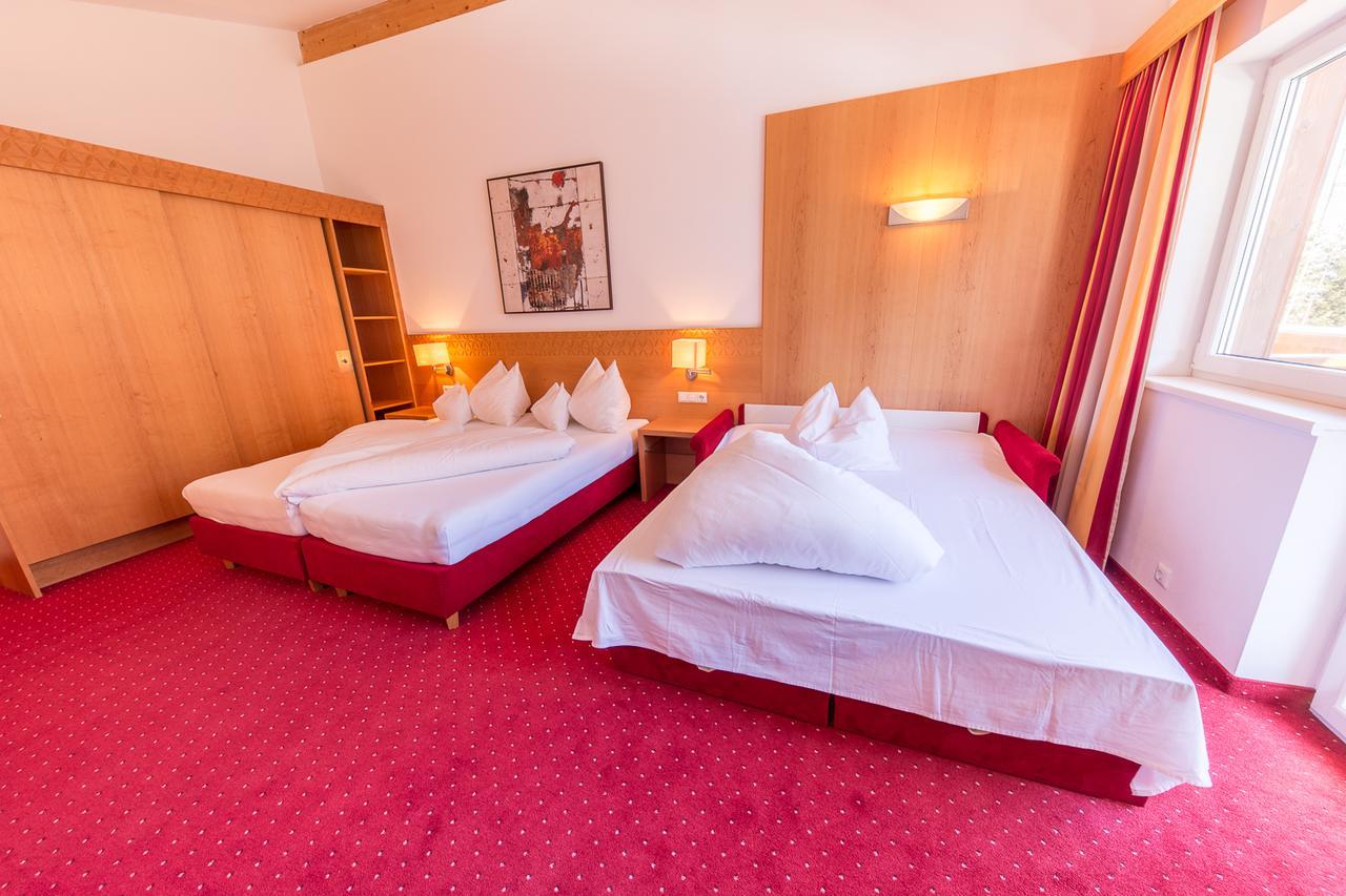Hotel Karl Schranz 장크트안톤암아를베르크 외부 사진